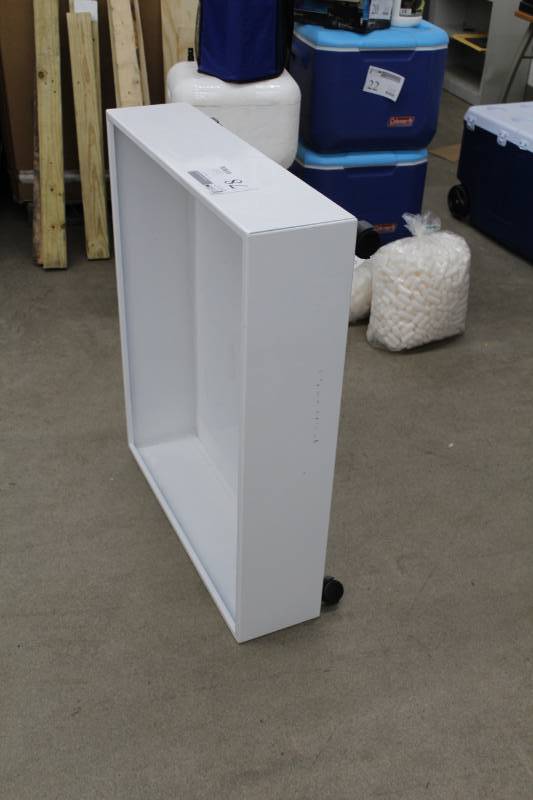 lot 78 image: Rolling Bin
