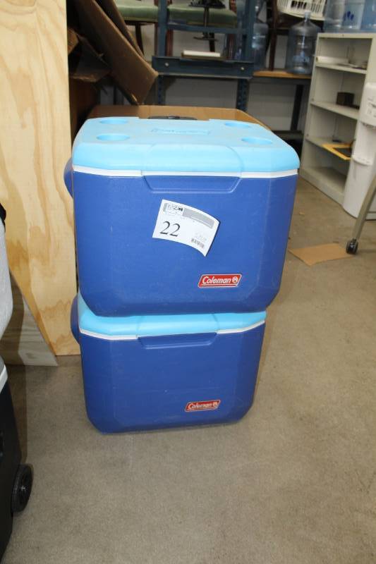lot 22 image: Lot of (2) Coleman Rolling Ice Chests
