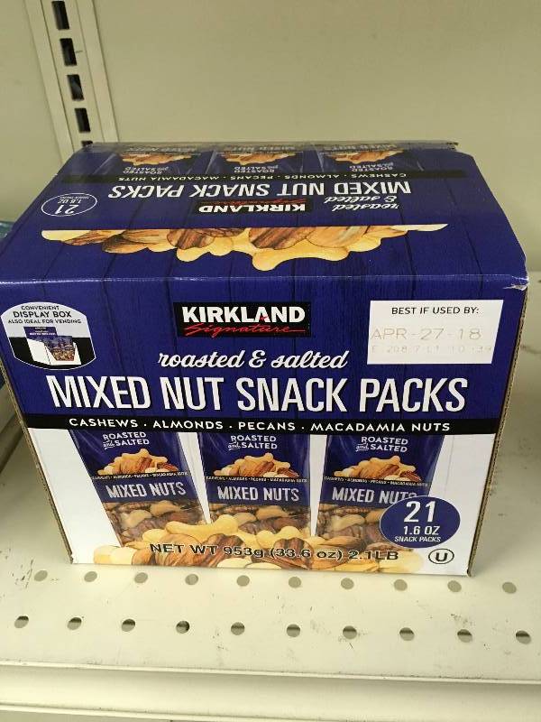 lot 32 image: Kirkland Signature Mixed Nut Snack Packs