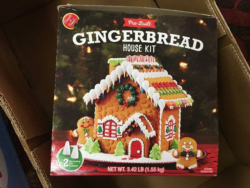 lot 70 image: Ginger Bread House Kit
