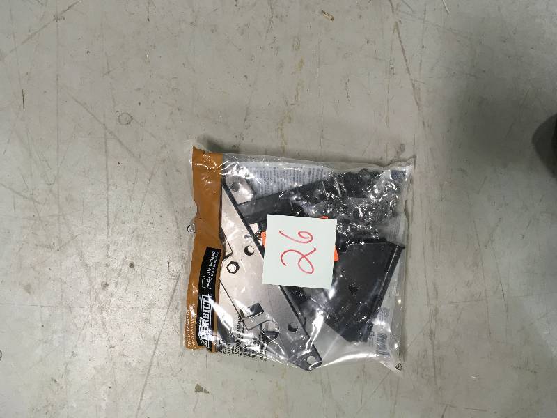 lot 26 image: EVERBILT BLACK POST LATCH SET not used