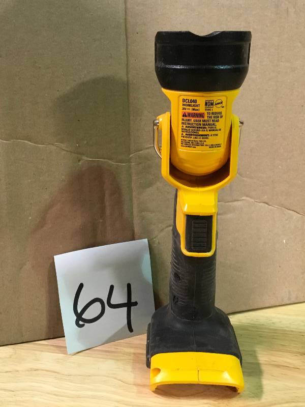 lot 64 image: Dewalt 20-Volt Max Lithium-Ion LED Worklight in working conditions