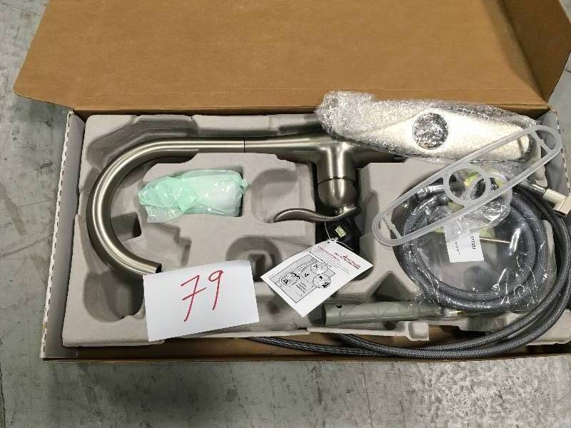 lot 79 image: MOEN Arbor Single-Handle Pull-Down Sprayer Kitchen Faucet with Power Boost in Spot Resist Stainless  USED