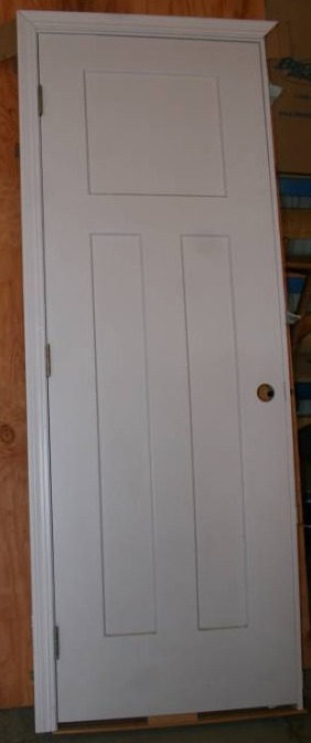 lot 39 image: Prehung Interior Door