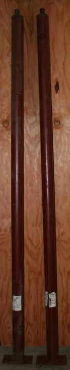 lot 48 image: Adjustable Steel Columns