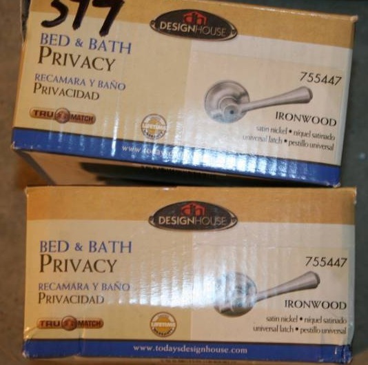 lot 113 image: Privacy Door Handles