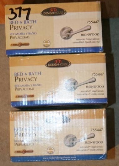 lot 114 image: Privacy Door Handles