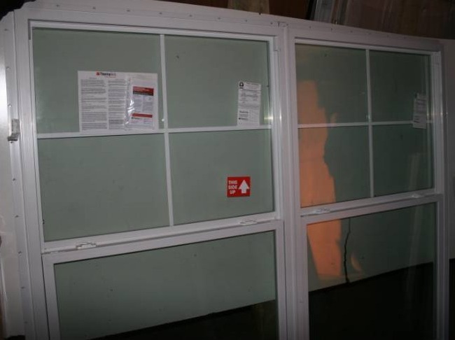 lot 182 image: Single Hung Double Window