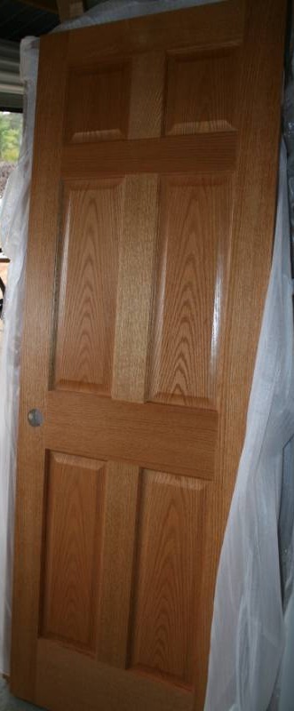 lot 192 image: Oak Door