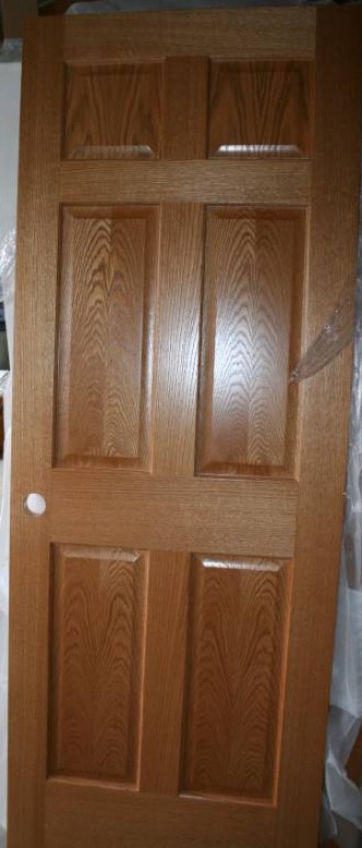 lot 195 image: Oak Door