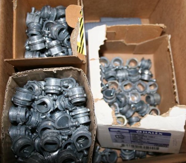 lot 354 image: Metal Cable Clamps