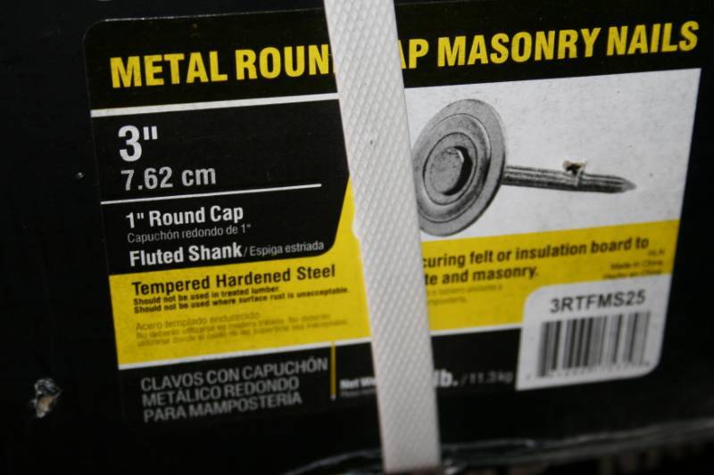 lot 362 image: Round Cap Masonry Nails
