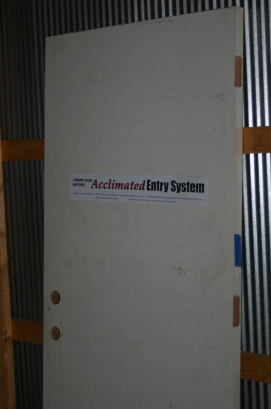 lot 516 image: Wood Exterior Slab Door