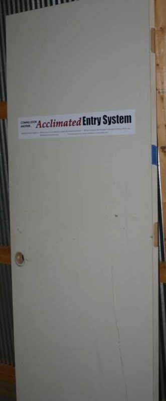 lot 518 image: Exterior Slab Door