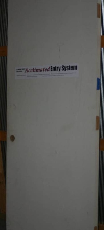 lot 519 image: Exterior Slab Door