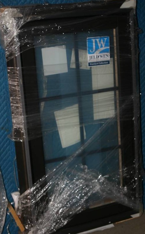 lot 552 image: Crank Window