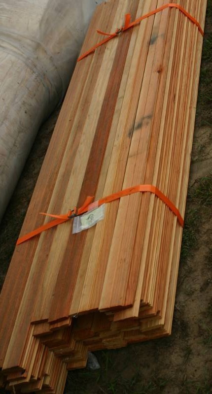 lot 225 image: Ved Tongue in Groove