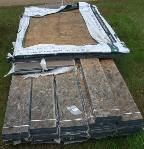 lot 258 image: Siding