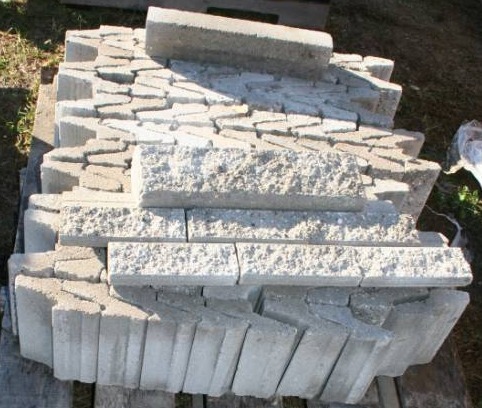 lot 287 image: Stone Siding
