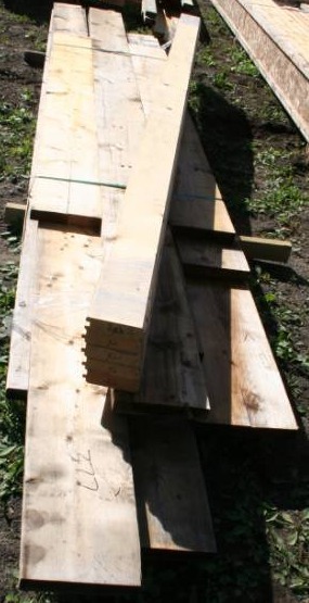 lot 580 image: Misc Lumber