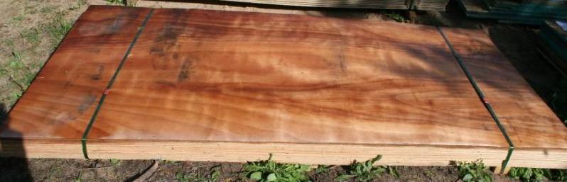 lot 592 image: Plywood
