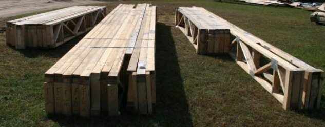 lot 595 image: Floor Joists