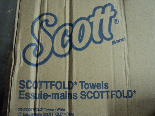 carton of 4372 Scott towels...