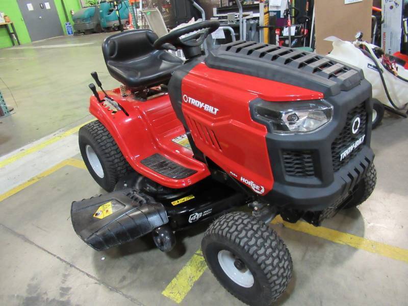 Troy bilt discount horse riding mower