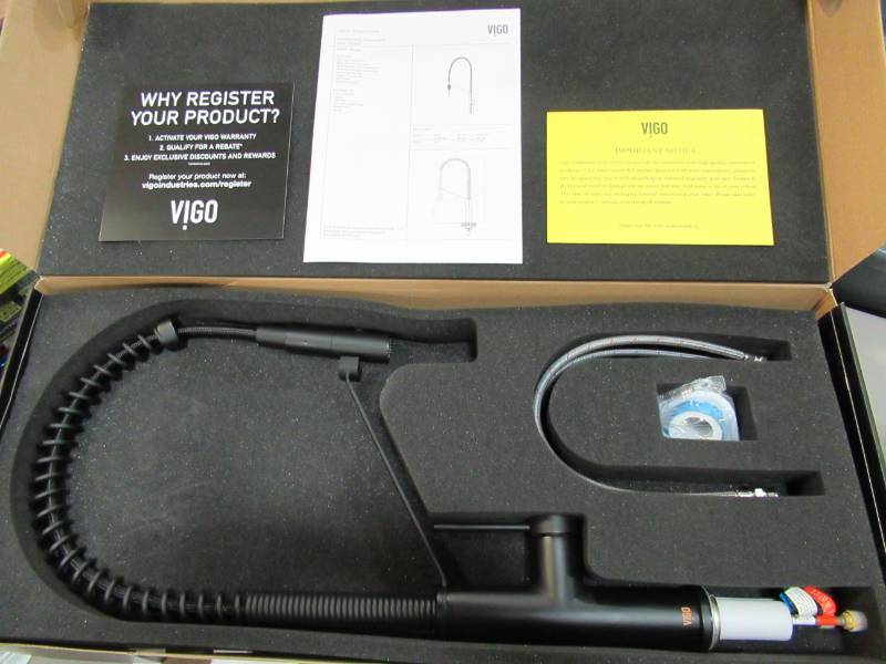 lot 41 image: Vigo Livingston Magnetic Single-Handle Pull-Down Sprayer Kitchen Faucet in Matte Black