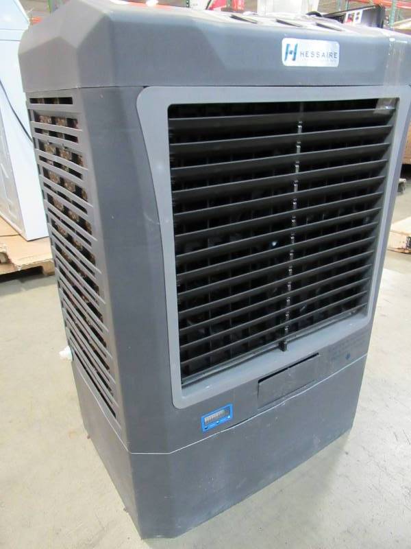 lot 66 image: Hessaire 3,100 CFM 3-Speed Portable Evaporative Cooler for 950 sq. ft., Model MC37V