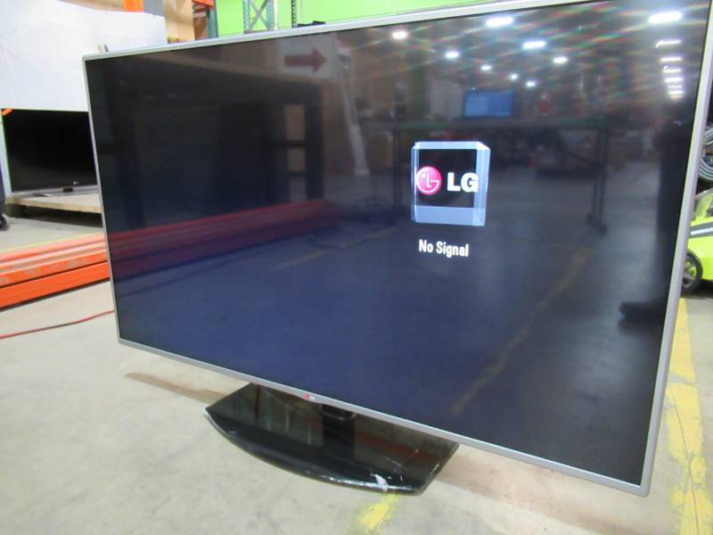lot 61C image: LG 55LB5900 55 Inch 1080p MCI 240 LED HDTV - FILM NICKS