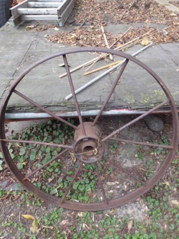 lot 21 image: Vintage Steel Wheel