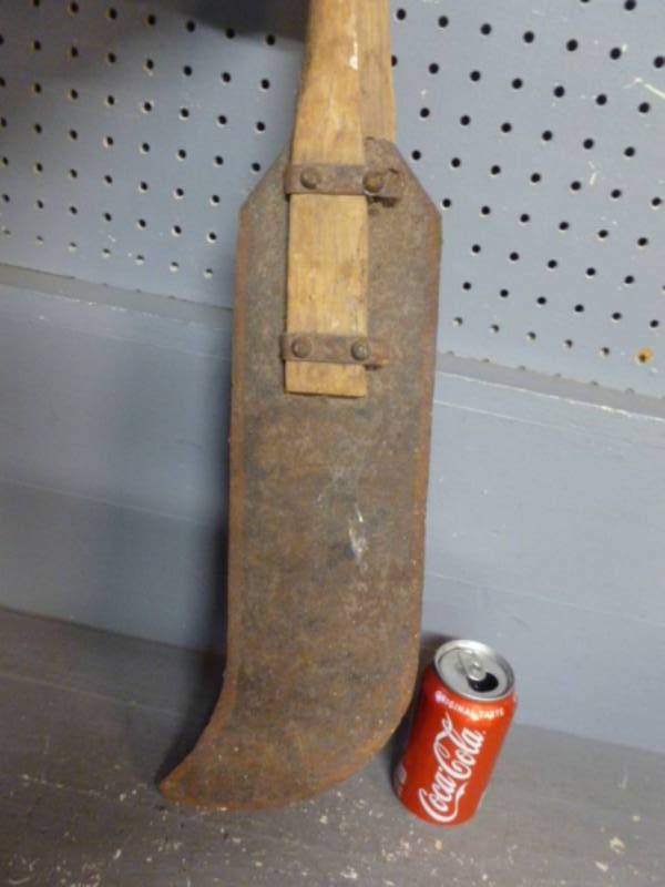 lot 42 image: Vintage Woodsman Tool