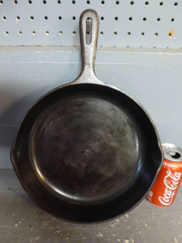 lot 54 image: Cast Iron Pan