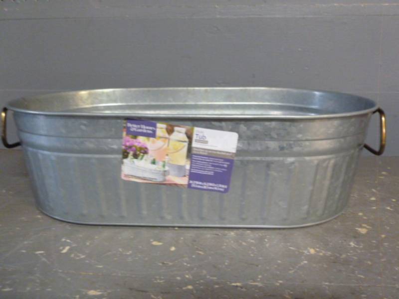 lot 59 image: Galvanized Steel Tub