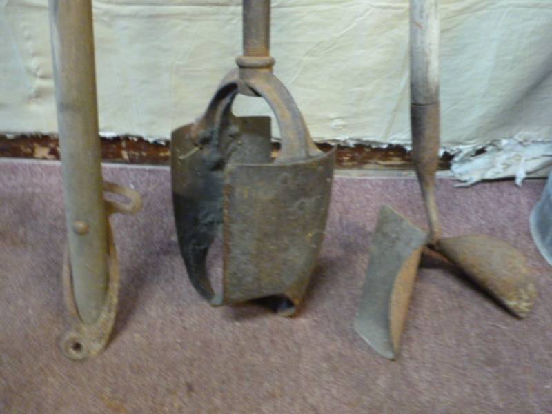 lot 95 image: Vintage Yard Tools