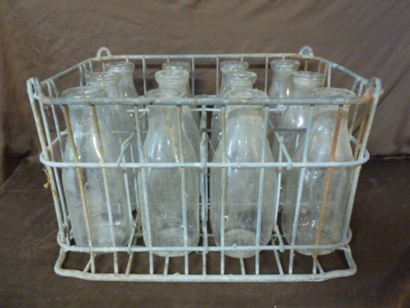 lot 100 image: Vintage Milk Bottles