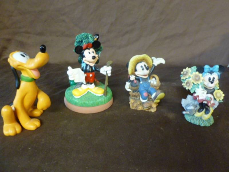 lot 135 image: Disney Figurines