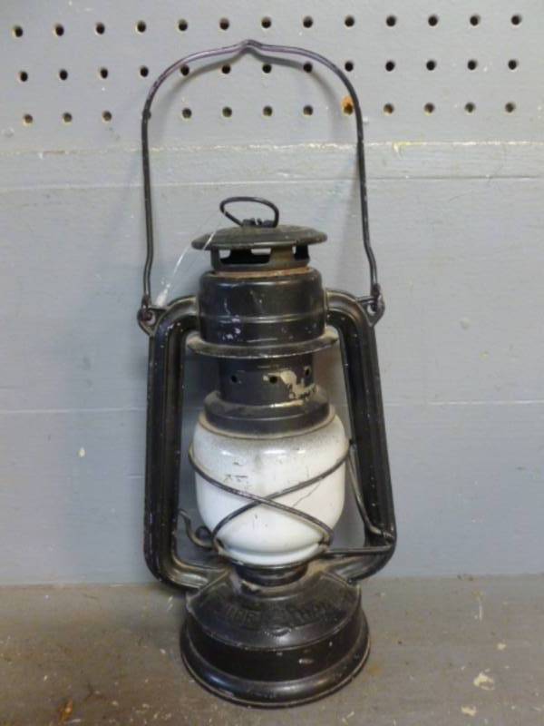 lot 143 image: Barn Lantern