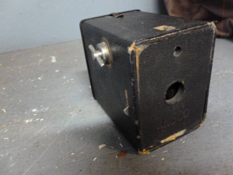 lot 175 image: Antique Camera
