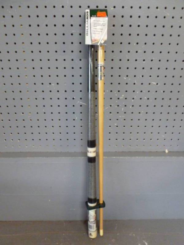 lot 229 image: New Pool Stick