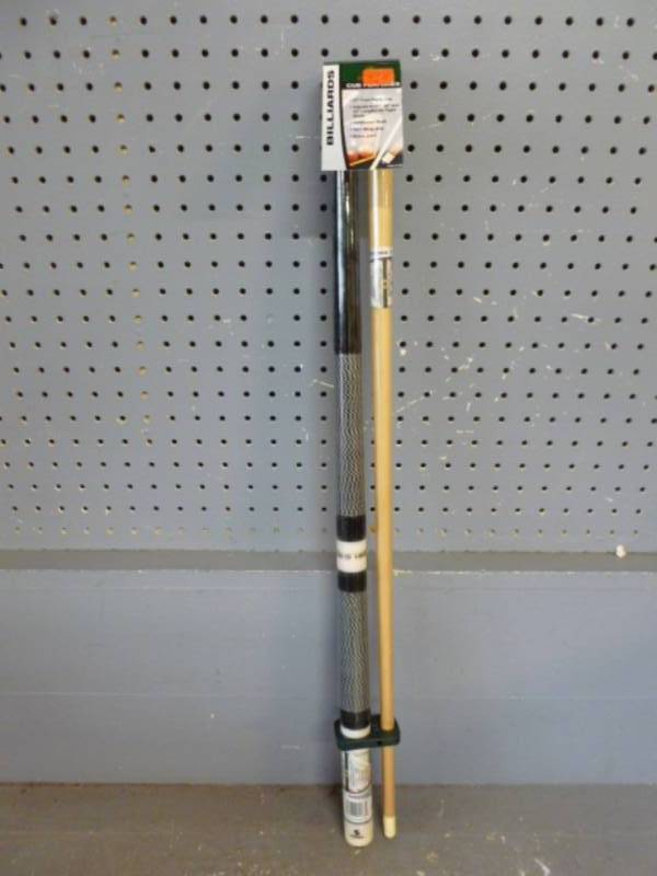 lot 230 image: New Pool Stick