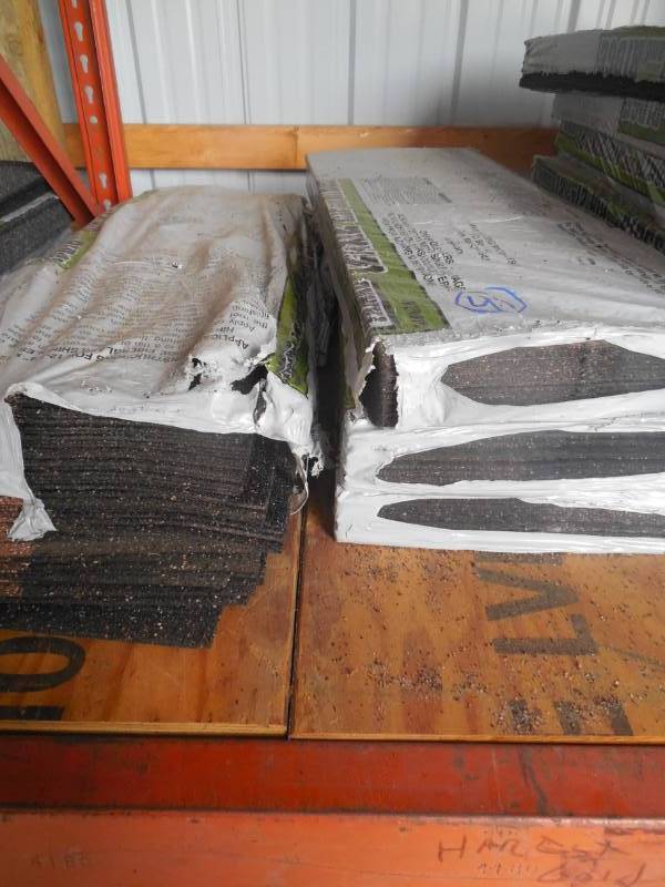 lot 41 image: (5) TAMKO HIP AND RIDGE SHINGLE BUNDLES IN HARVEST GOLD