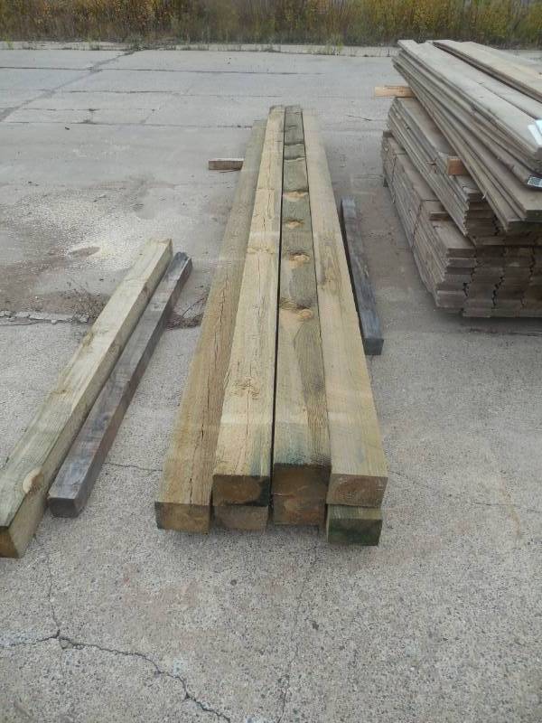 lot 181 image: (7) GREEN TREATED 5 X 6 X 16 POSTS