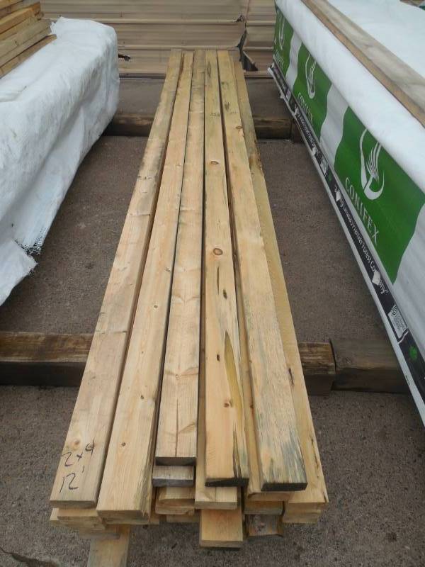 lot 184 image: (41) 2 X 4 X 12 CONSTRUCTION LUMBER