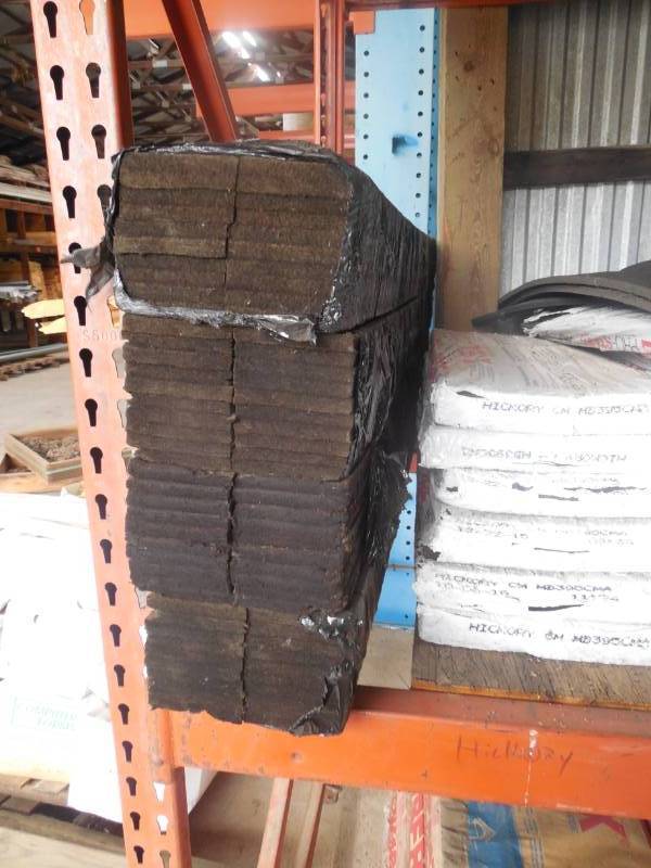 lot 77 image: BUNDLE OF 5X4 CONCRETE EXPANSIONS