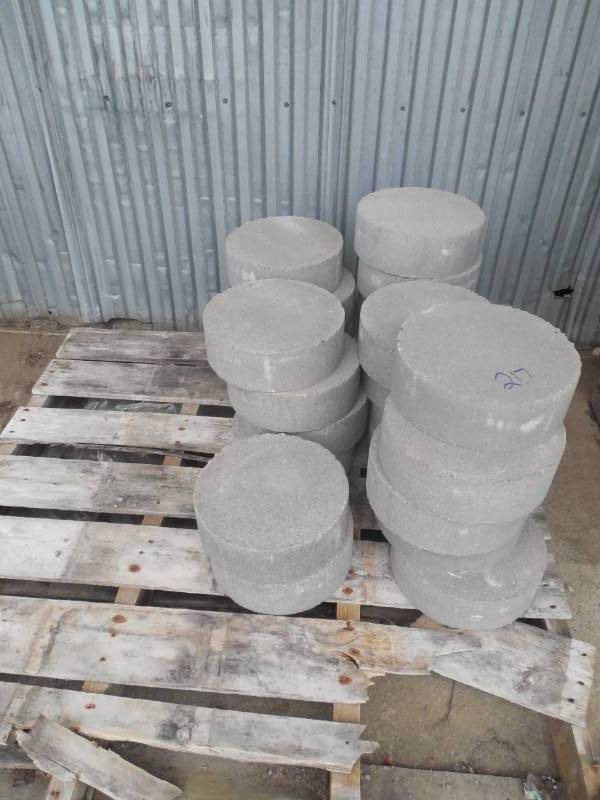lot 217 image: (24) 4 in. x 12 in. x 12 in. Concrete Gray Round Pole Barn Block