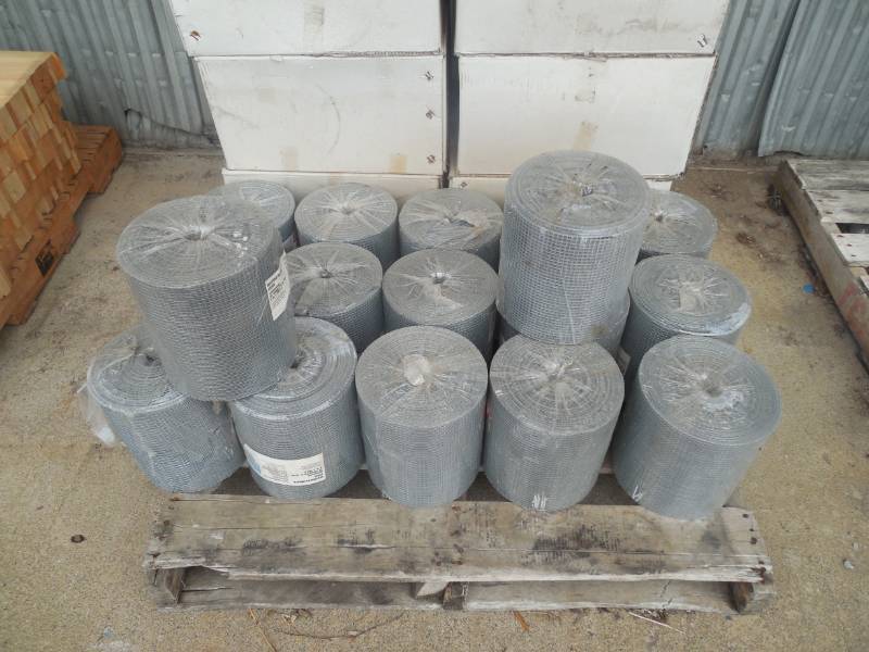 lot 218 image: (48) ROLLS OF 14 WELDED CLOTH MESH