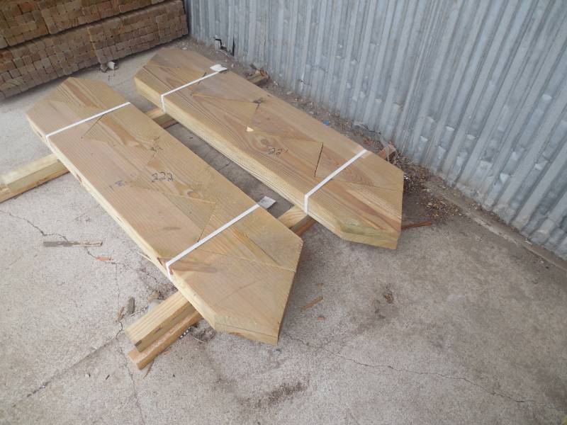 lot 222 image: (4) GREEN TREATED STAIR STRINGERS 4 STEP