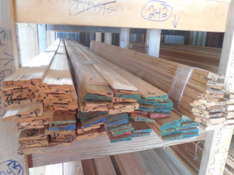 lot 242 image: 2599 LINEAR FEET OF OAK RANCH CASING TRIM